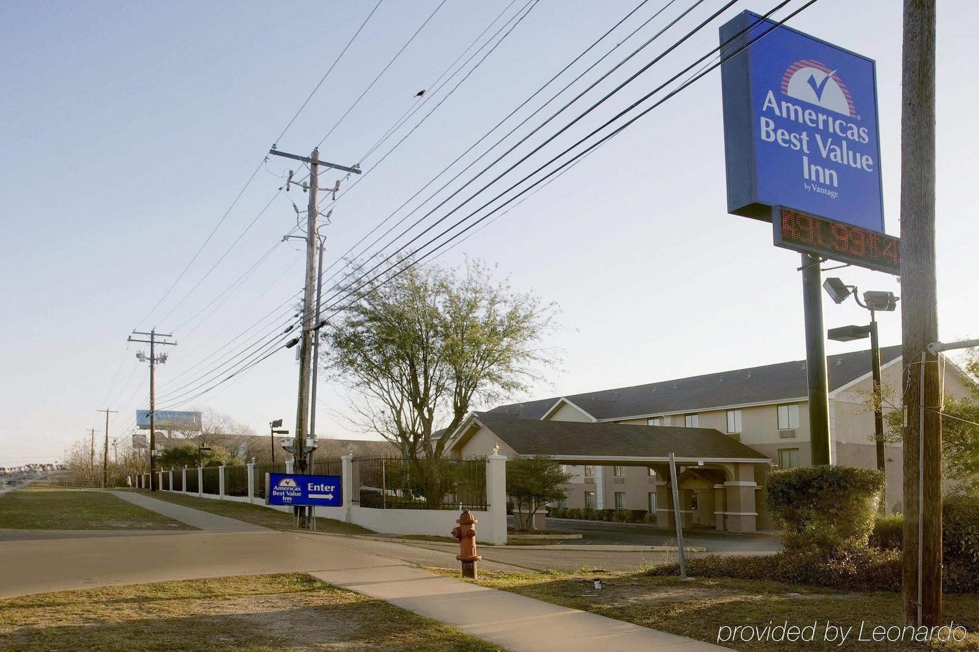 Econo Lodge Austin South Eksteriør bilde