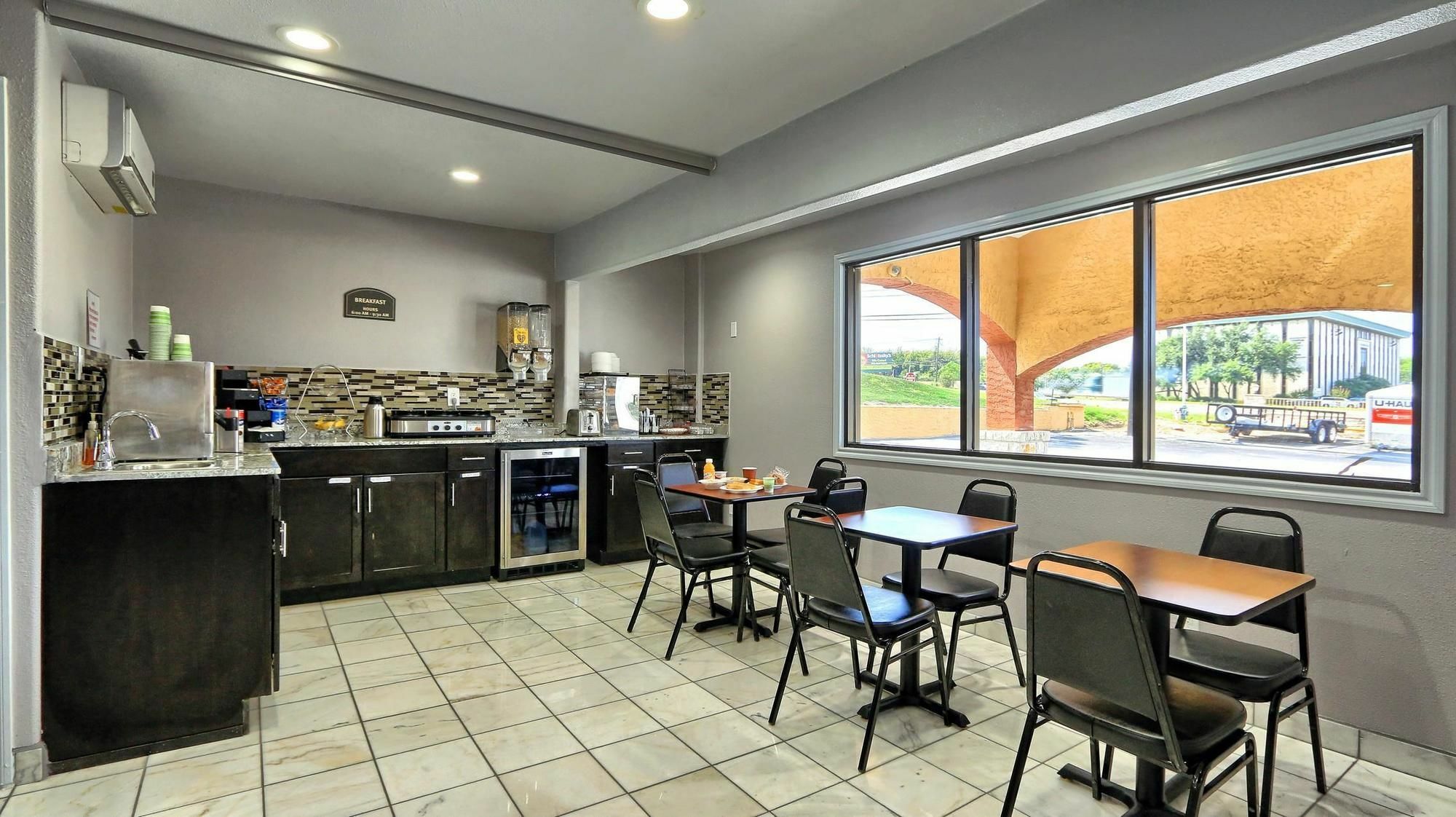 Econo Lodge Austin South Eksteriør bilde